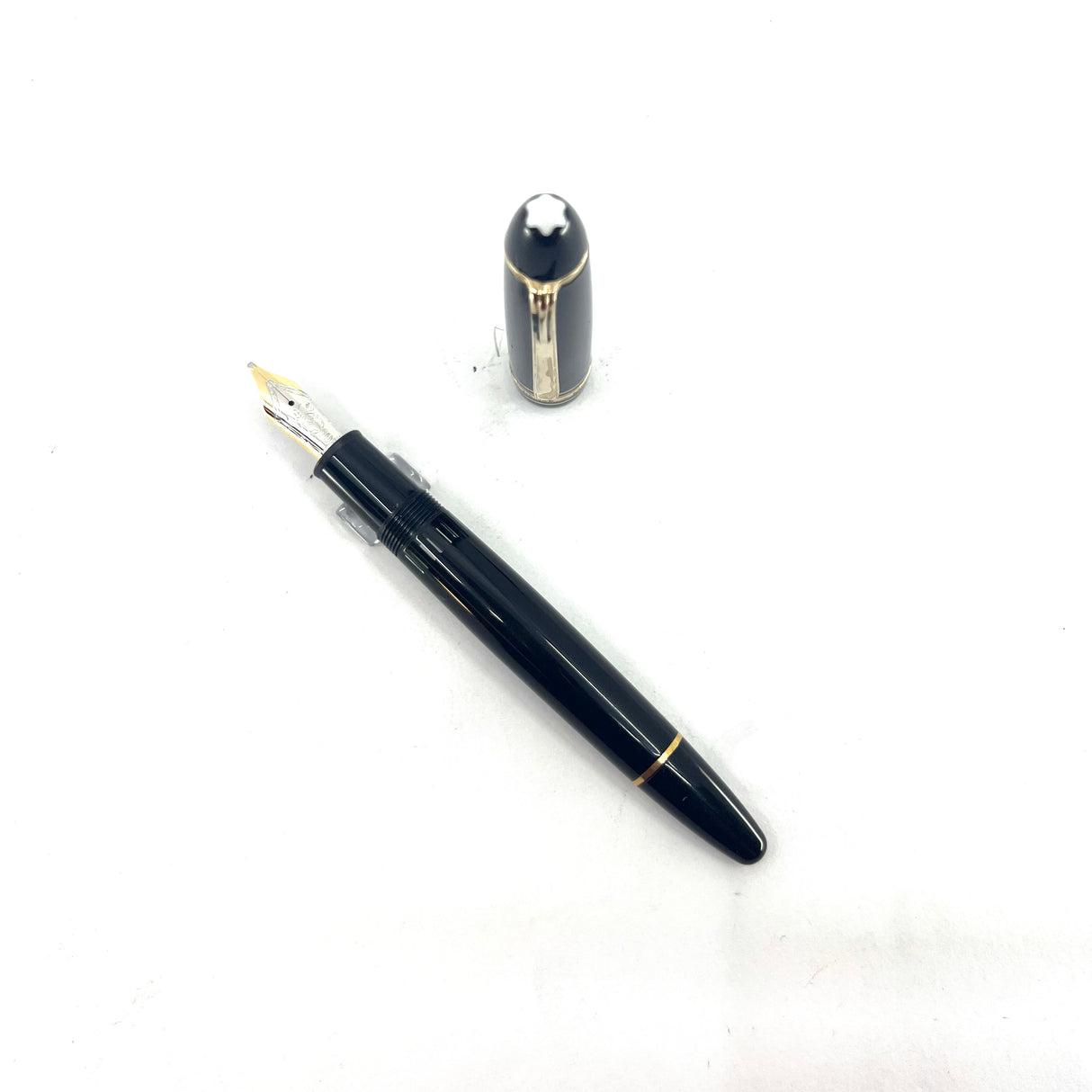 Montblanc Black Meisterstuck #146 LeGrand Fountain Pen -  Double Broad Oblique 14kt Gold Nib