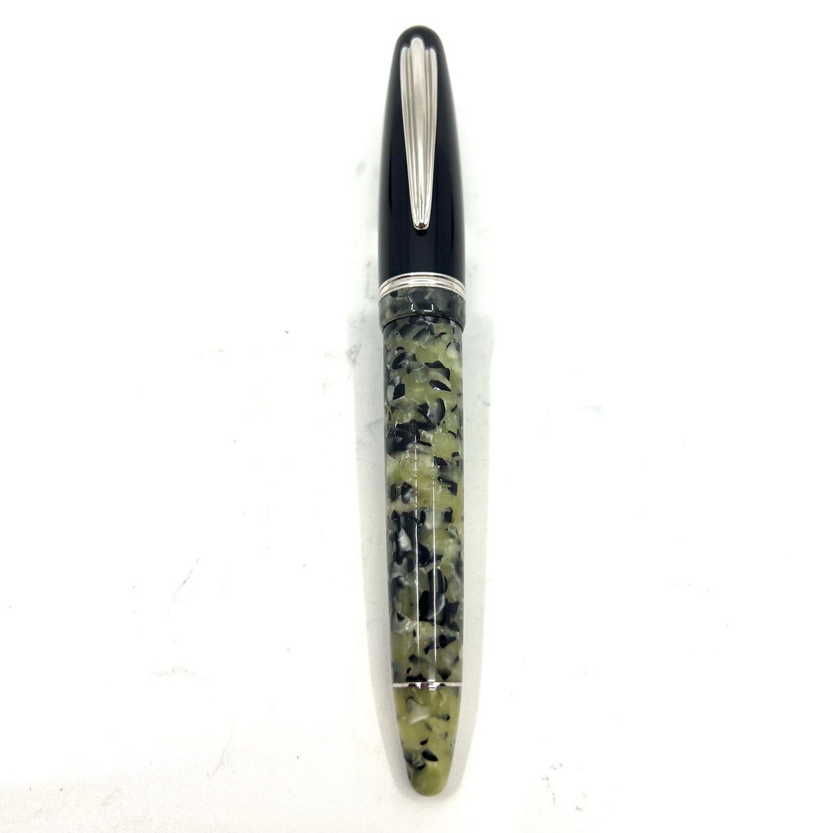 Nettuno (Italy)  Pearl & Black  Fountain Pen