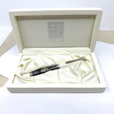 Pelikan M910 White Toledo  Fountain Pen - Fine 18kt Gold Nib