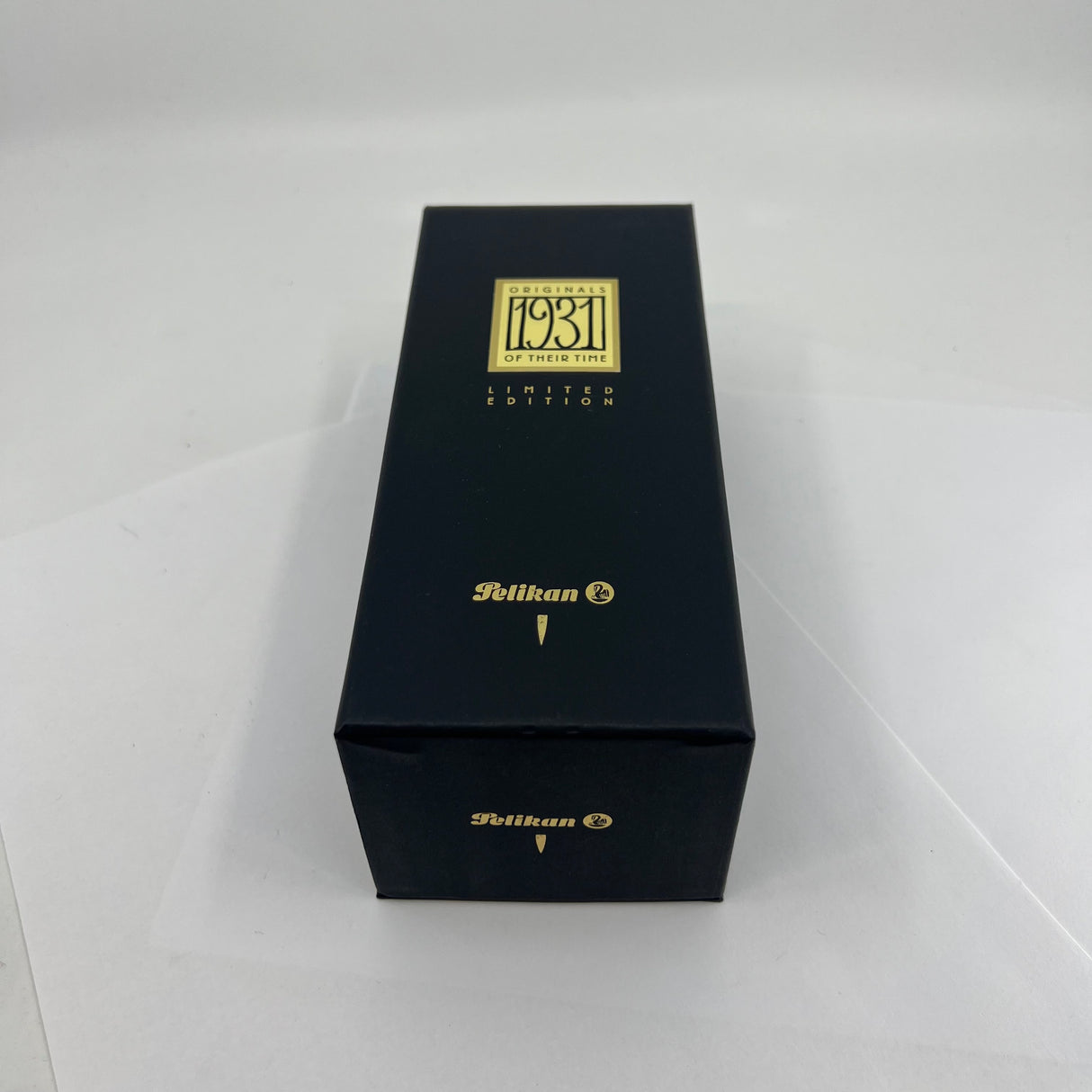 Pelikan 1931 Originals Of Their Time - 18kt Gold Overlay Limited Edition Fountain Pen   -   Fine 18kt Gold Nib