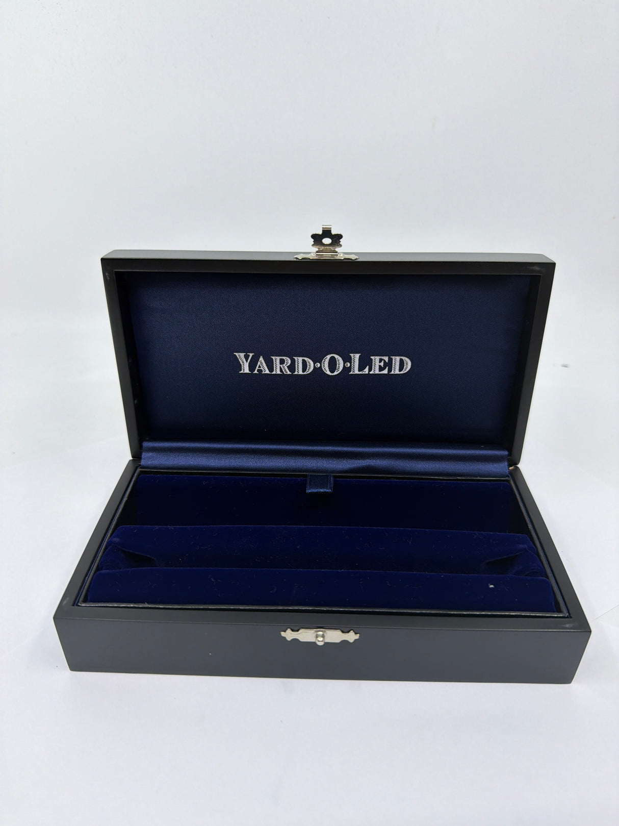 Yard-O-Led Viceroy Standard Barley  Sterling Silver .925 Fountain Pen - Fine 18kt Gold Nib