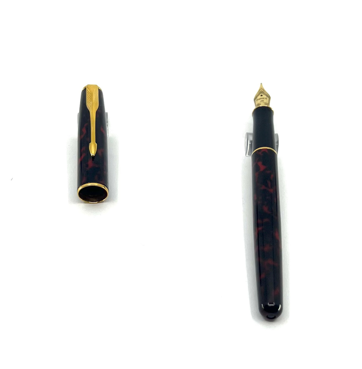 Parker Sonnet Firedance Lacque Red/Black Marble Fountain Pen - Medium 18kt Gold Nib