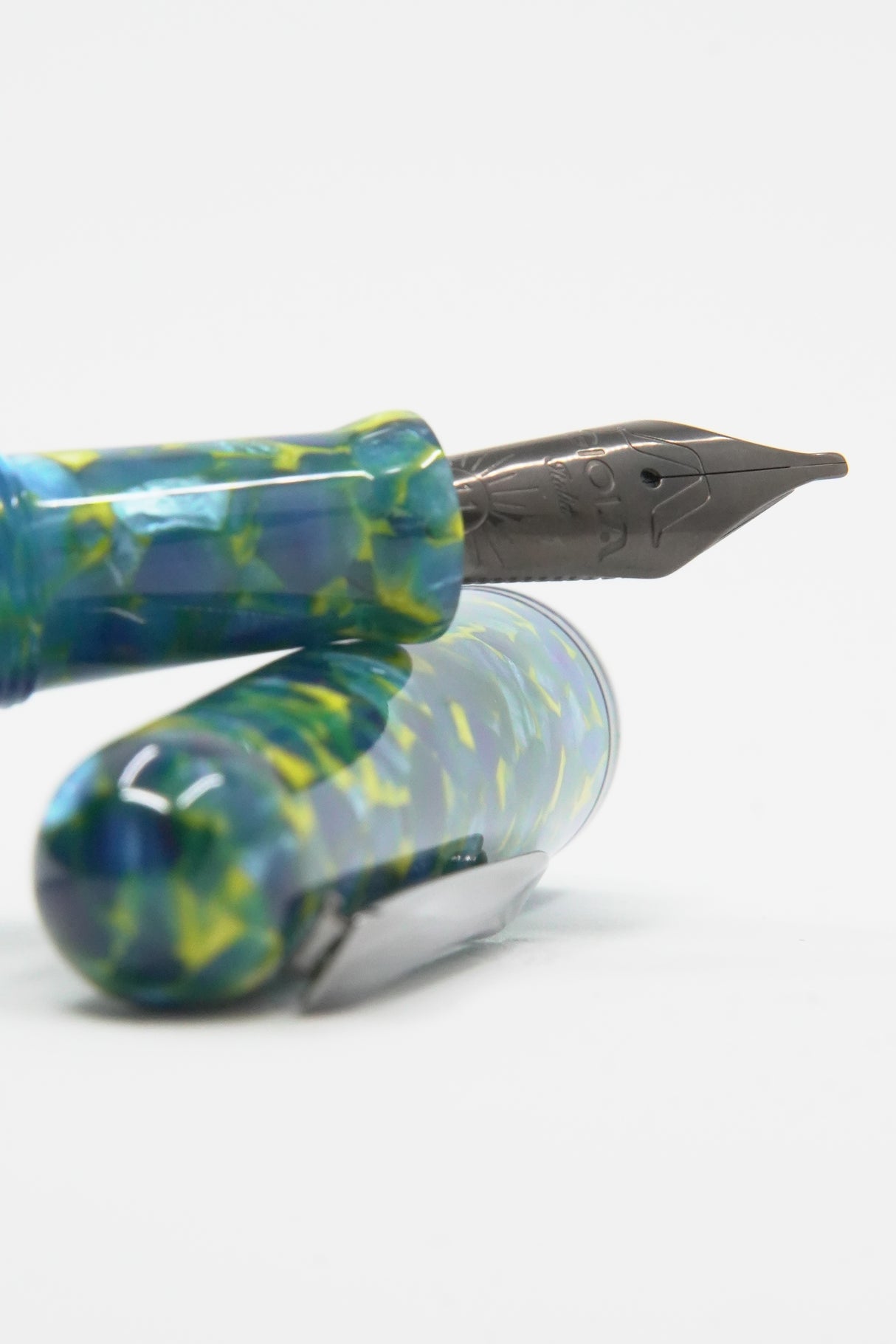 Gioia Metis Classic Blue Colibri - Fountain Pen