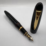Platinum Izumo Urushi Akatame(Red) Hand Painted Lacquer Oversized Fountain Pen  - Fine 18kt Gold Nib