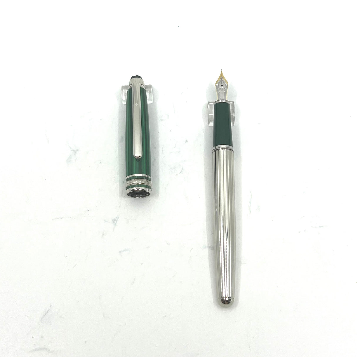 Montblanc Meisterstuck Solitaire  Czar Nikolai Classique 144 Platinum Plated Fountain Pen