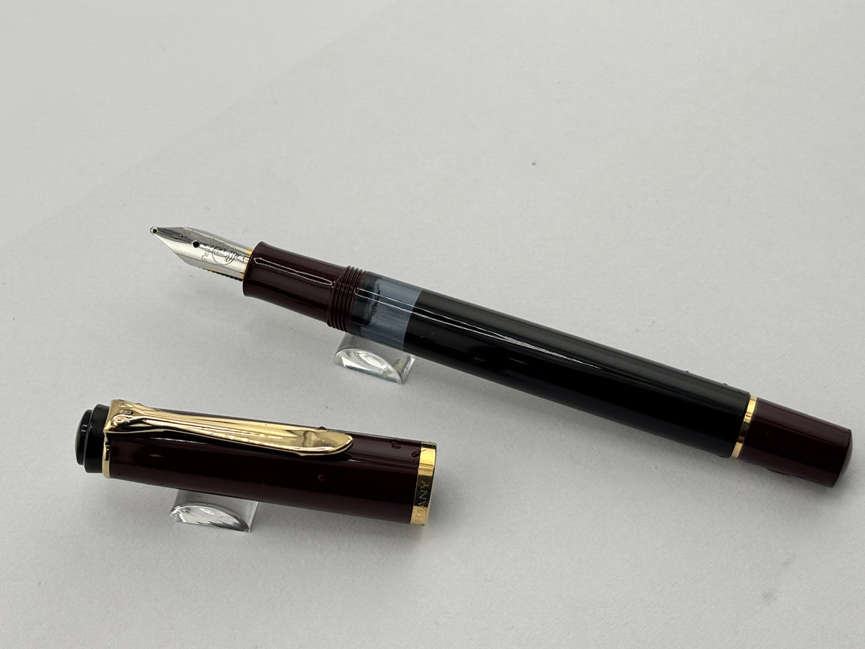 Pelikan M200 Black Barrel and Burgundy Cap and ends Fountain Pen Gold Plated Trim