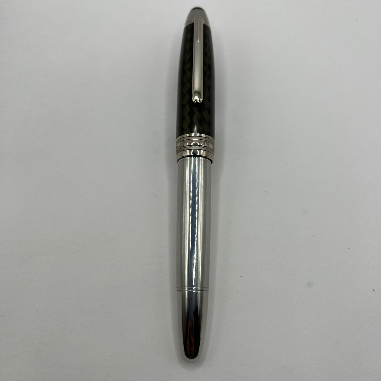 Montblanc Meisterstuck LeGrand Solitaire Carbon Steel #146 Fountain Pen - Medium 18kt Gold Nib