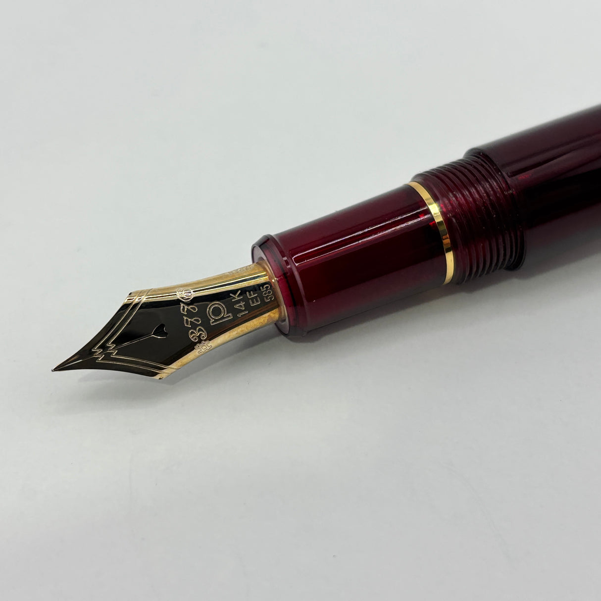 Platinum 3776 Century Bourgogne Burgundy GT  Fountain Pen - Extra Fine 14 Kt Gold Nib