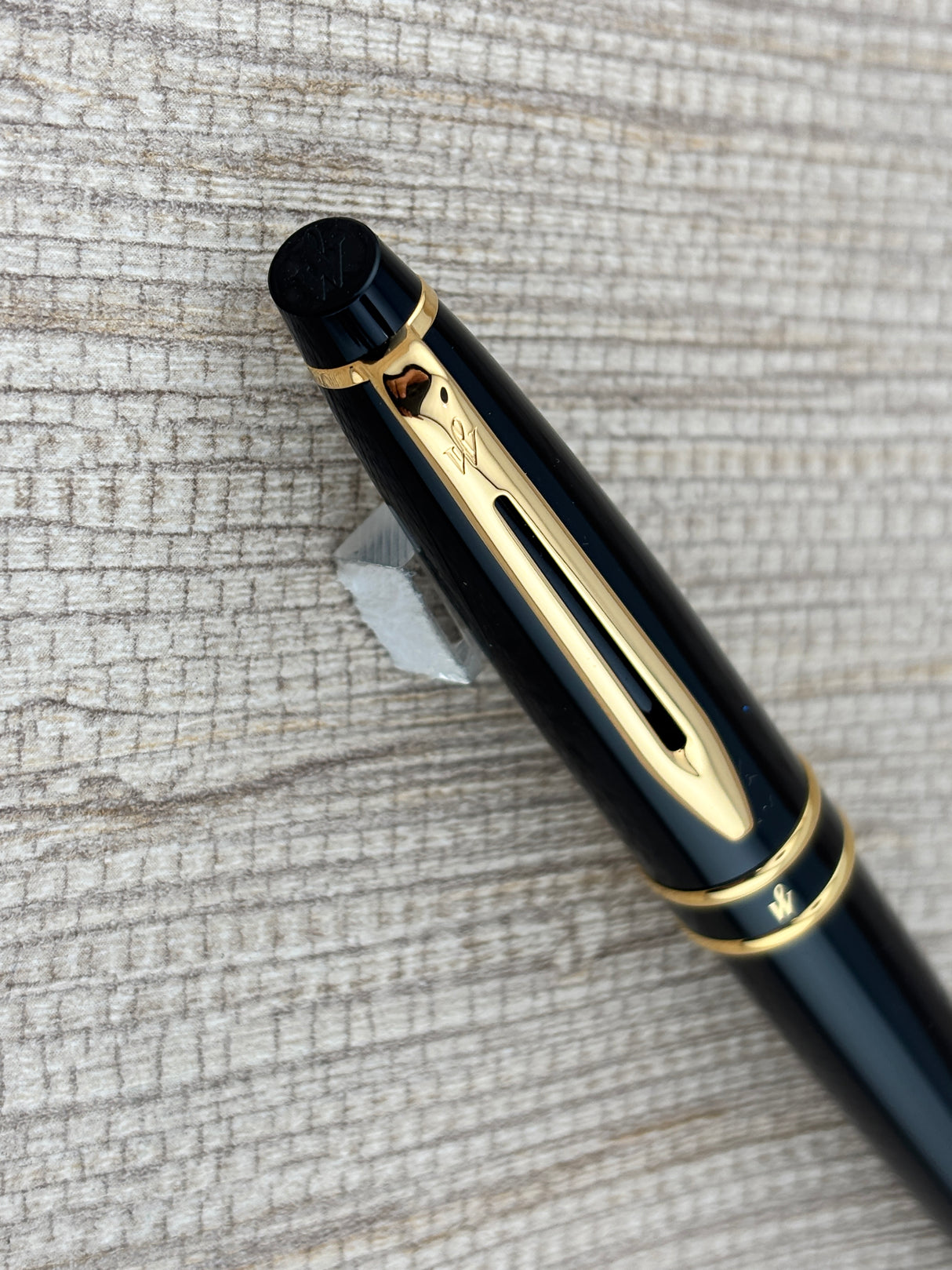 Waterman Expert Black Gold Trim  - Rollerball Pen