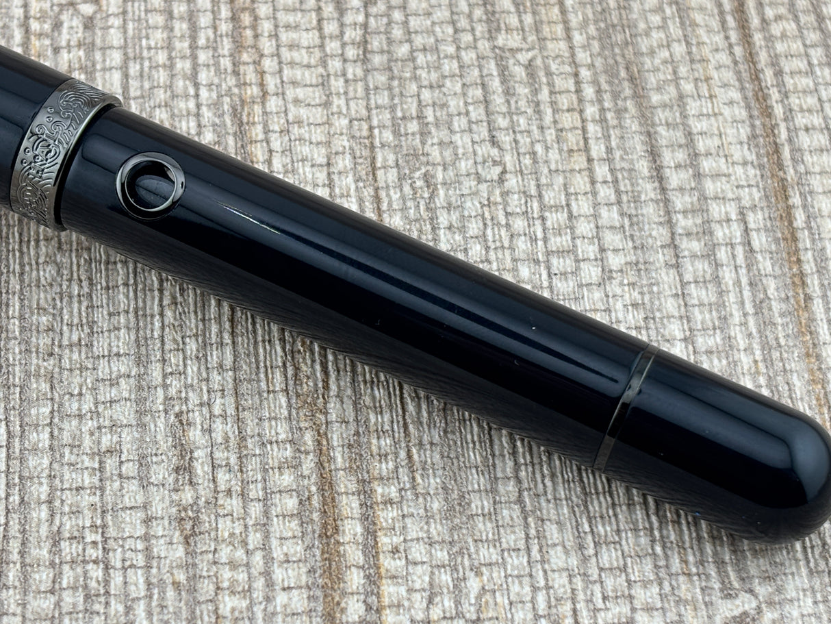 Nahvalur Nautilus Cephalopod Black Finish - Fountain Pen