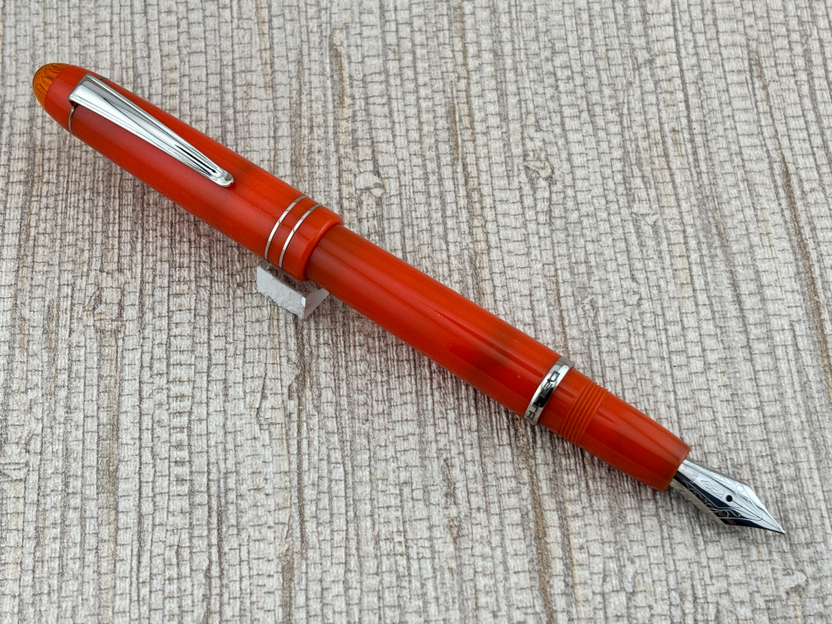 Delta 70 Anni Orange  - Fountain Pen