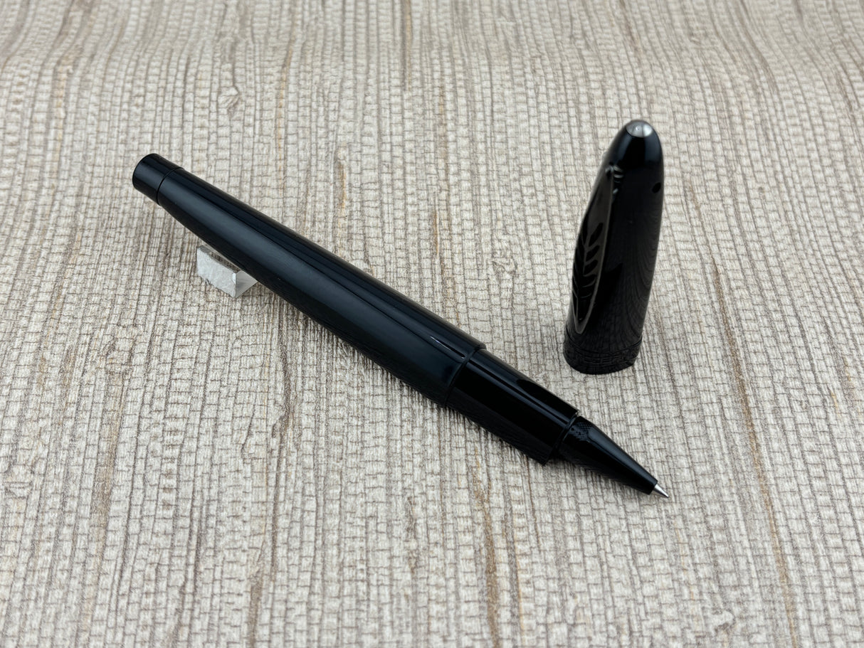 Pineider Tempi Moderni Black - Triangular Pen - Rollerball Pen