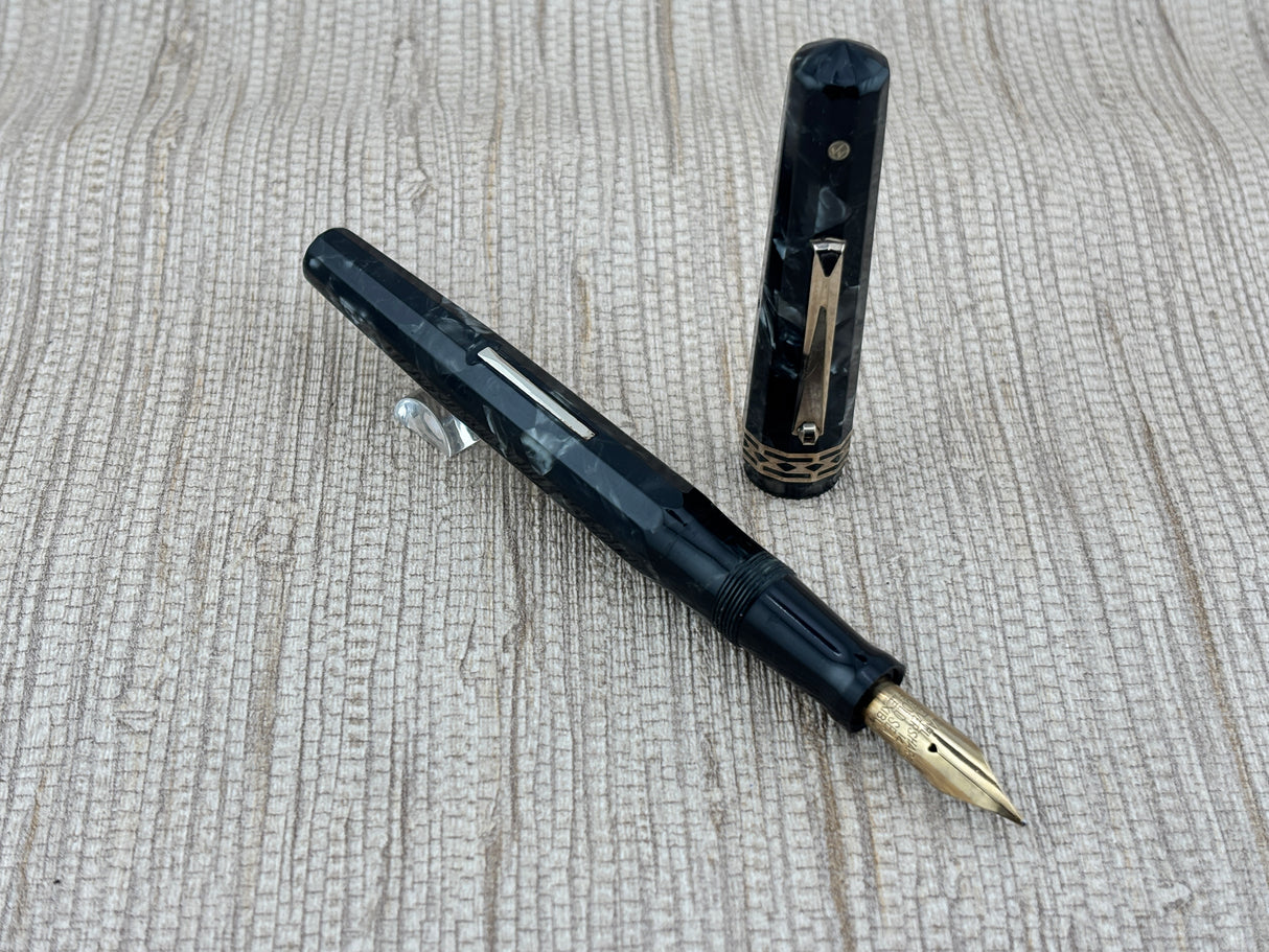 Wahl-Eversharp Doric Oversize Burma Pearl Grey Flexible Nib - Rare In This Condition! Fountain Pen ED