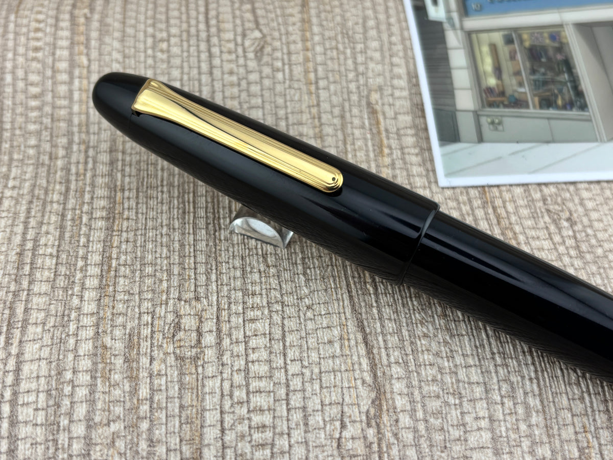 Sailor King of Pen 21K Gold Nib Naginata Togi Cross Point Black Hard Rubber (Ebonite) Fountain Pen
