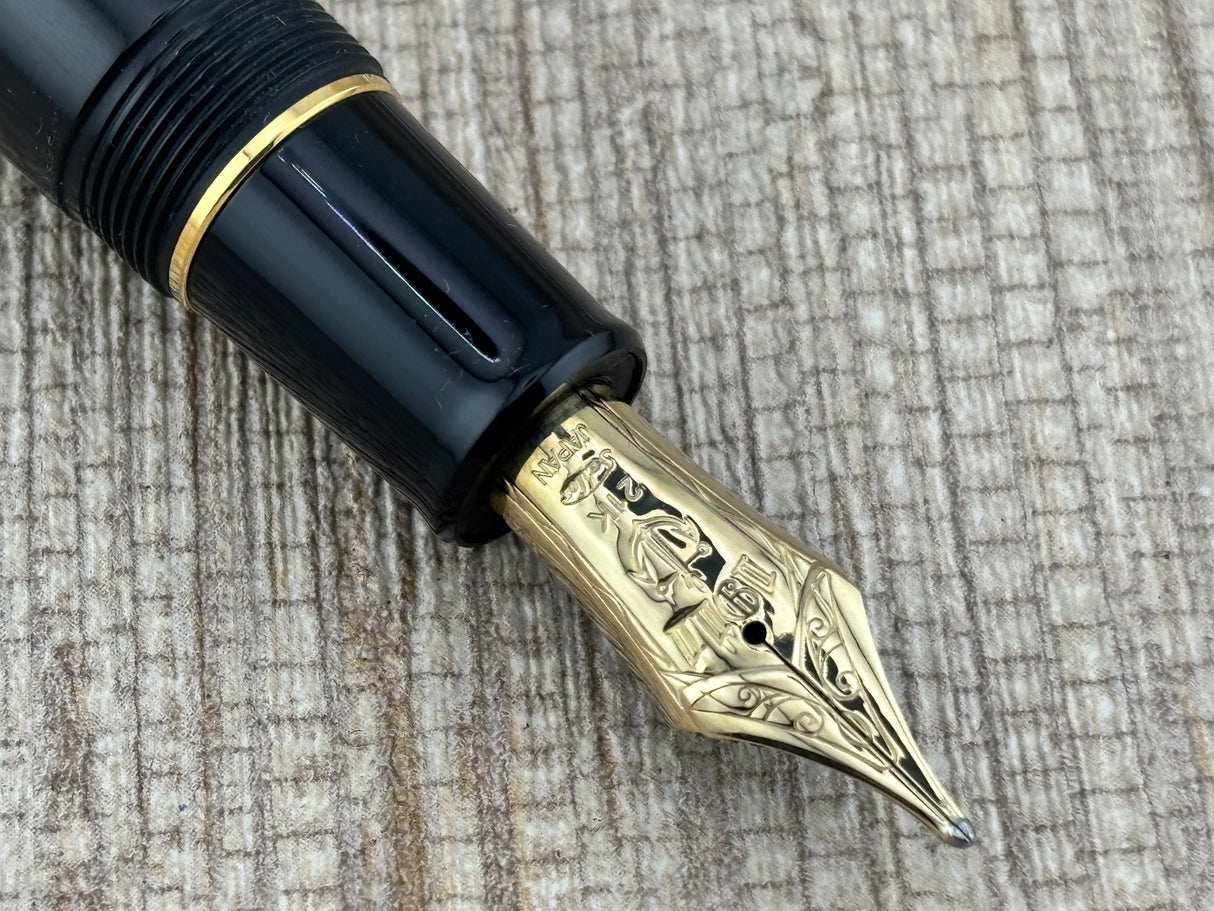 Sailor King of Pen 21K Gold Nib Naginata Togi Cross Point Black Hard Rubber (Ebonite) Fountain Pen