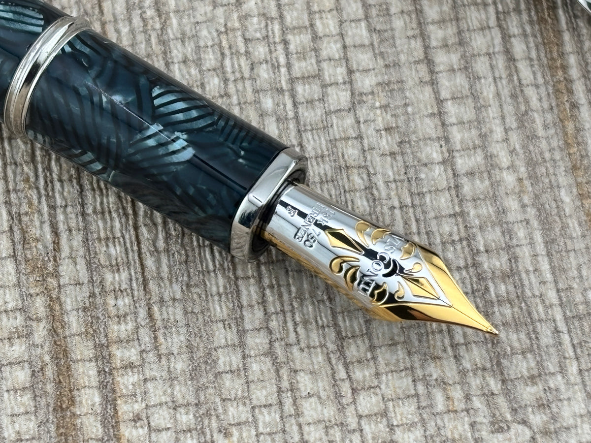 Visconti Aida Candy Stripes Celluloid Limited Edition Fountain Pen - Fine 18kt Gold Nib