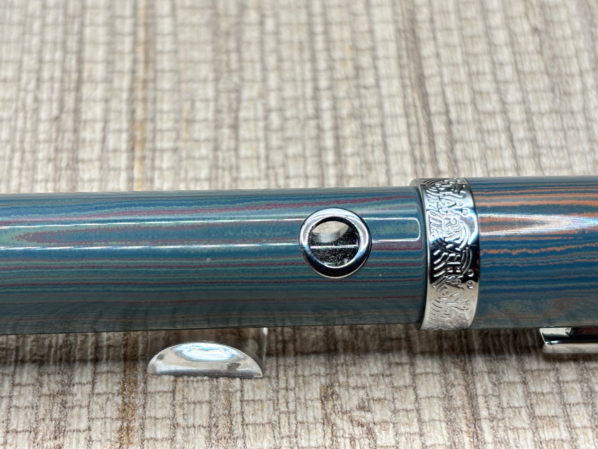 Nahvalur Nautilus LIght Green Ebonite L.E  239/400 - Fountain Pen