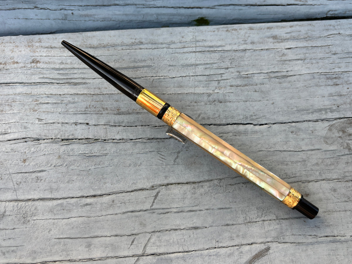Parker # 12 plain slabs pearl Taper cap circa  1900  - Fountain Pen