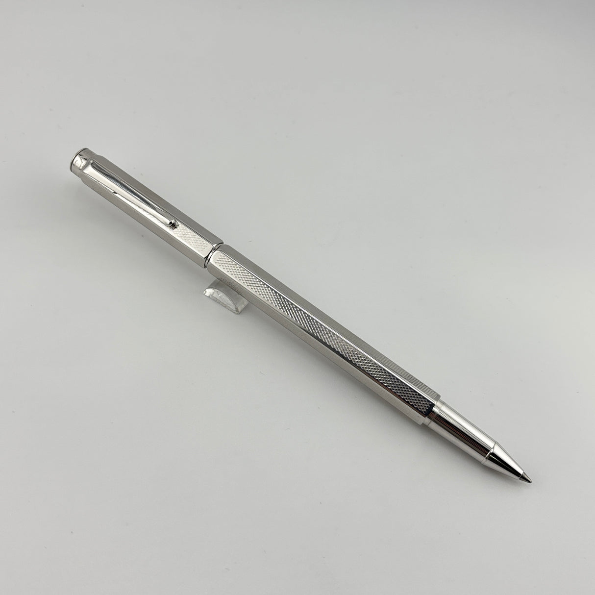 Caran D ache Ecridor Faceted  Maille Milanese  Engraving  - Roller Ball