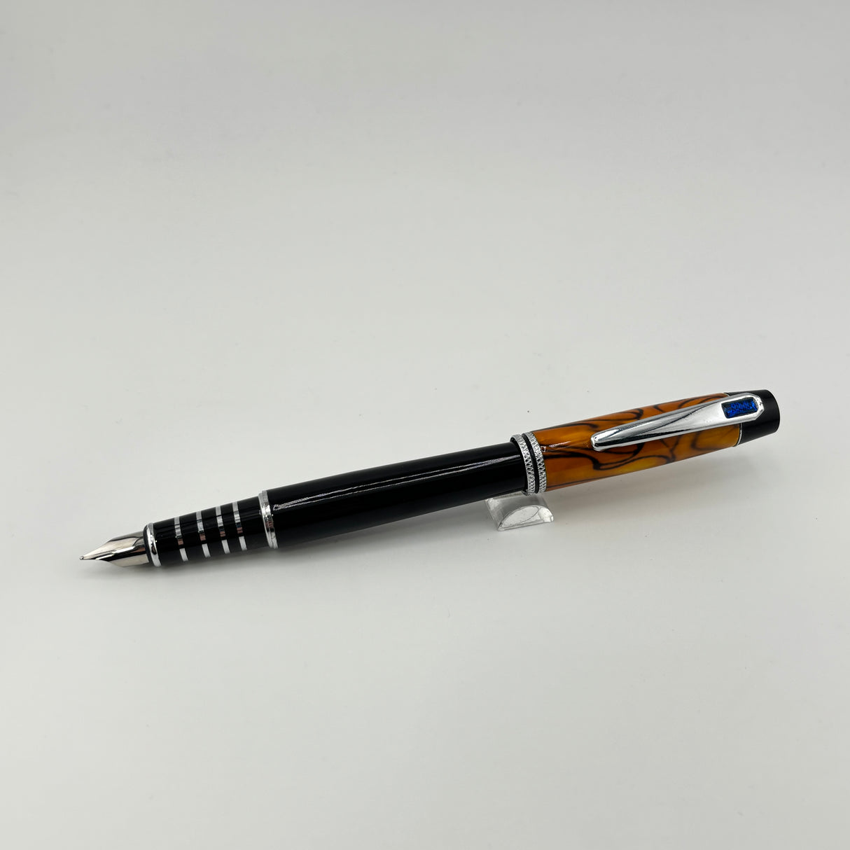 No Name pen - Maybe Monteverde but anyway very nice ! - Fountain Pen