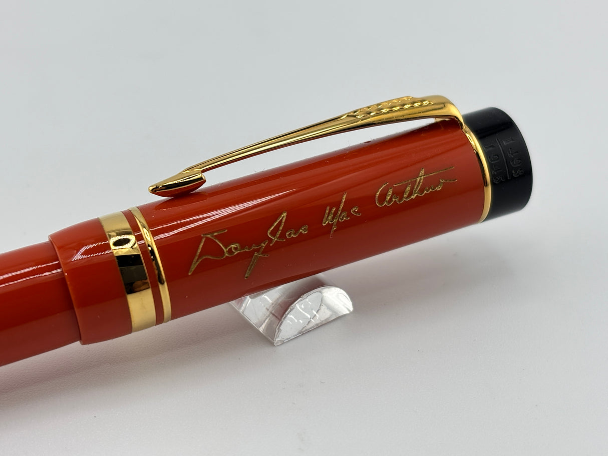 Parker Duofold Centennial (Largest Size) Douglas MacArthur/World War II Commemorative Limited Edition Fountain Pen - Medium 18kt Gold Nib