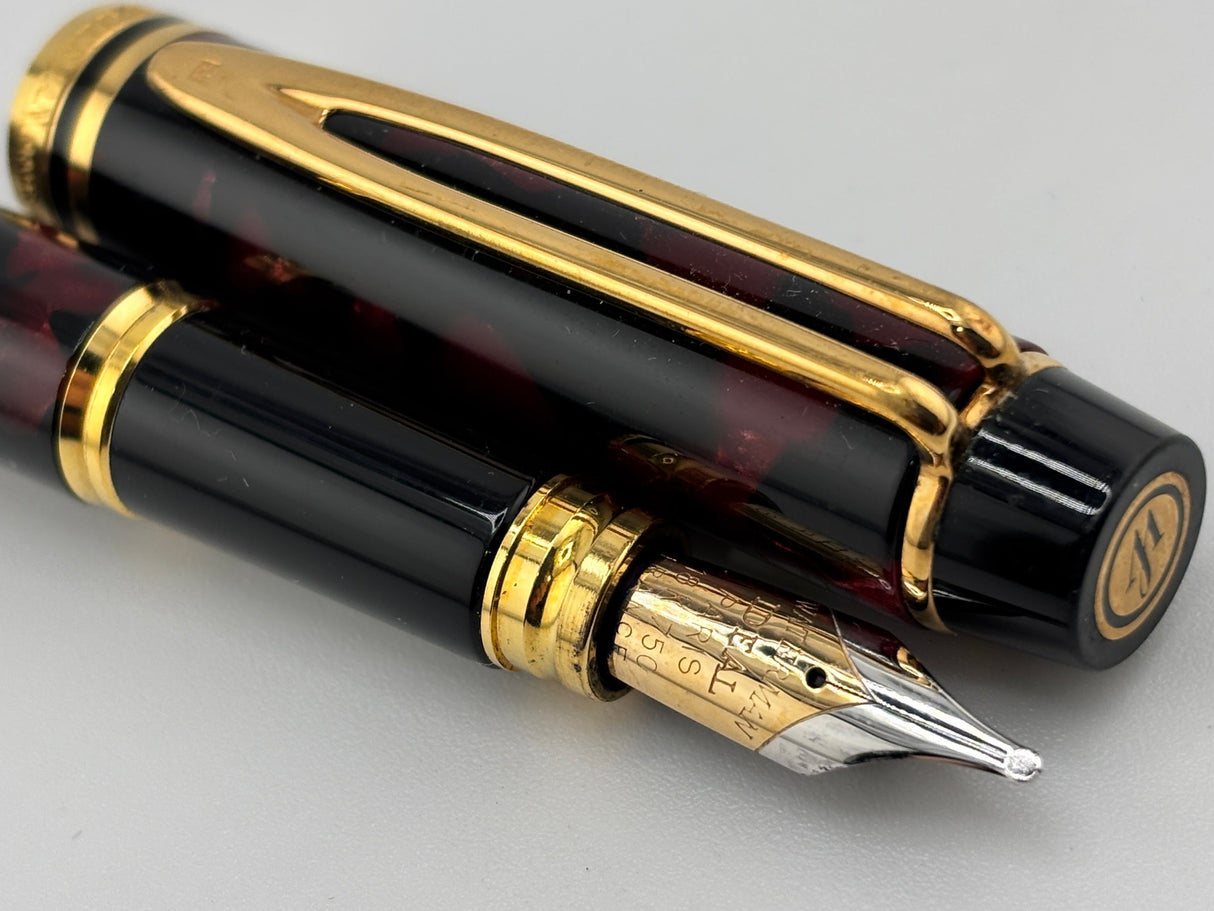 Waterman Man 200 Rhapsody Burgundy Marble Fountain Pen  - Broad/Stub 18kt Gold Nib
