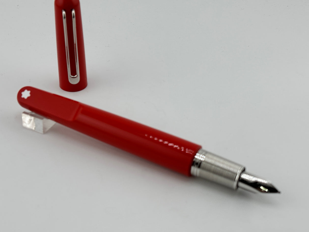 Montblanc Marc Newsom M ULTRA RED  Special Edition Fountain Pen - Medium 14kt Gold Nib