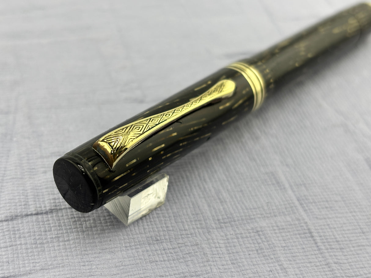 No name beautiful color Green Celluloid maybe French  - Fountain Pen