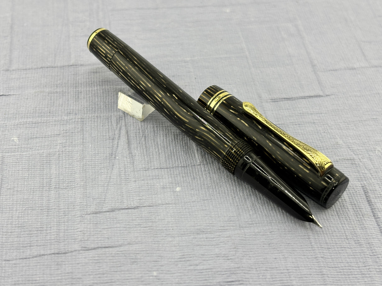 No name beautiful color Green Celluloid maybe French  - Fountain Pen