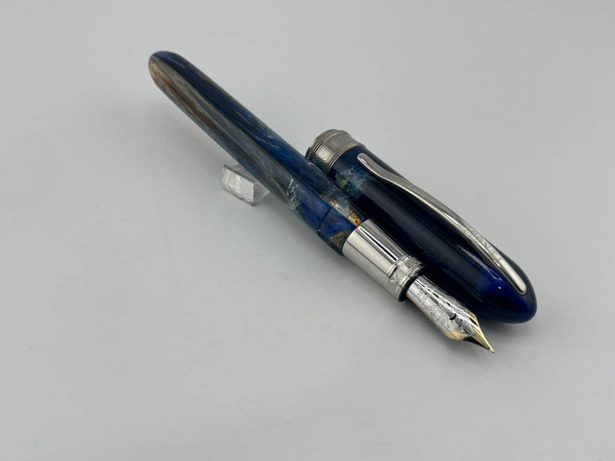 Visconti Early Van Gogh Maxi Ocean Blue Fountain Pen - Large Fine 14kt Gold Nib - A Fabulous Example of this Model (Each One Being Different)