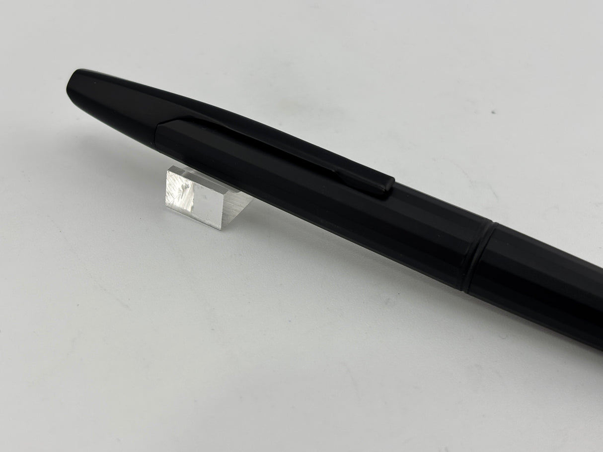 Pilot Namiki Black Matte Vanishing Point Fountain Pen - 1990s Style Multi-Facetted  Body  - Medium 14kt Gold  Nib
