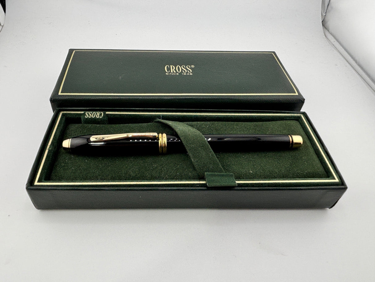 Cross Townsend Black lacquer gold trim circa 2000 - Fountain Pen