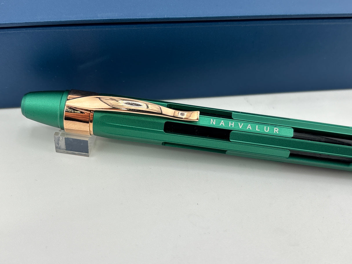 Nahvalur Eclipe Green Emerald retractable Pen Rose gold trim - Fountain Pen