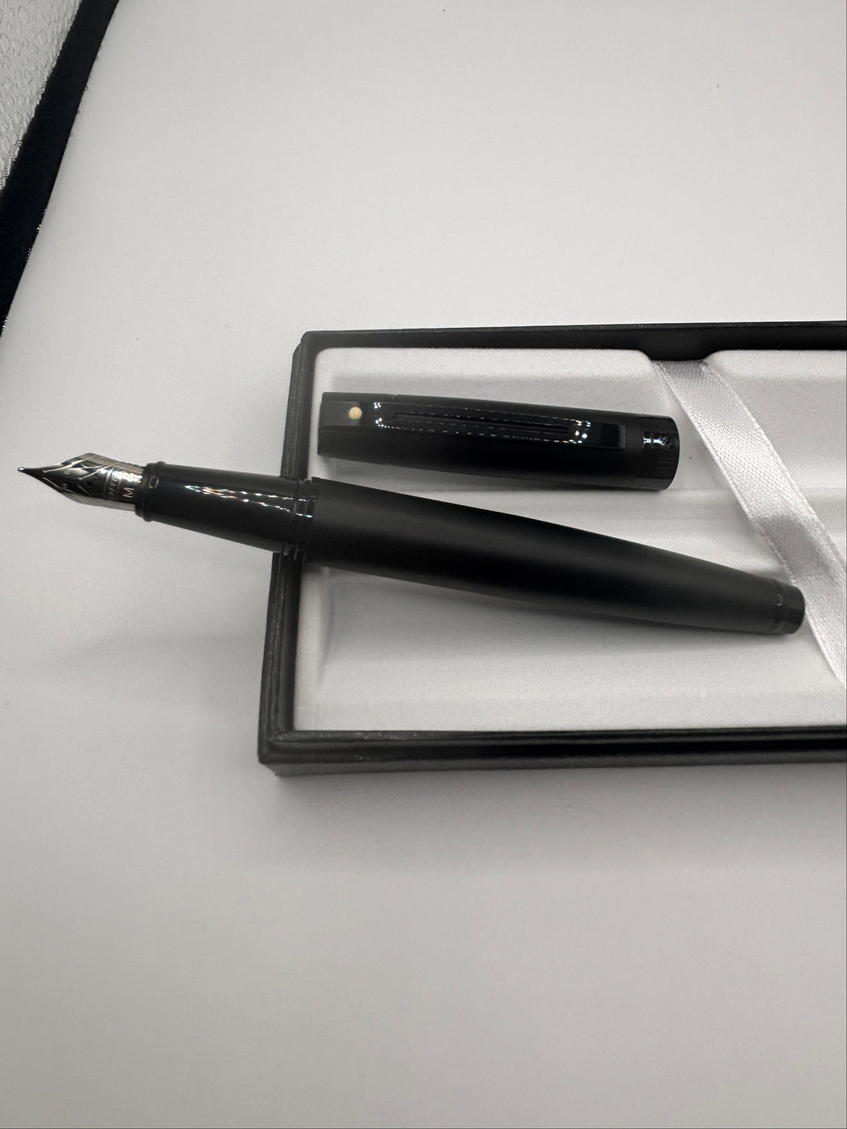 Sheaffer 300 Black Matte  - Fountain Pen