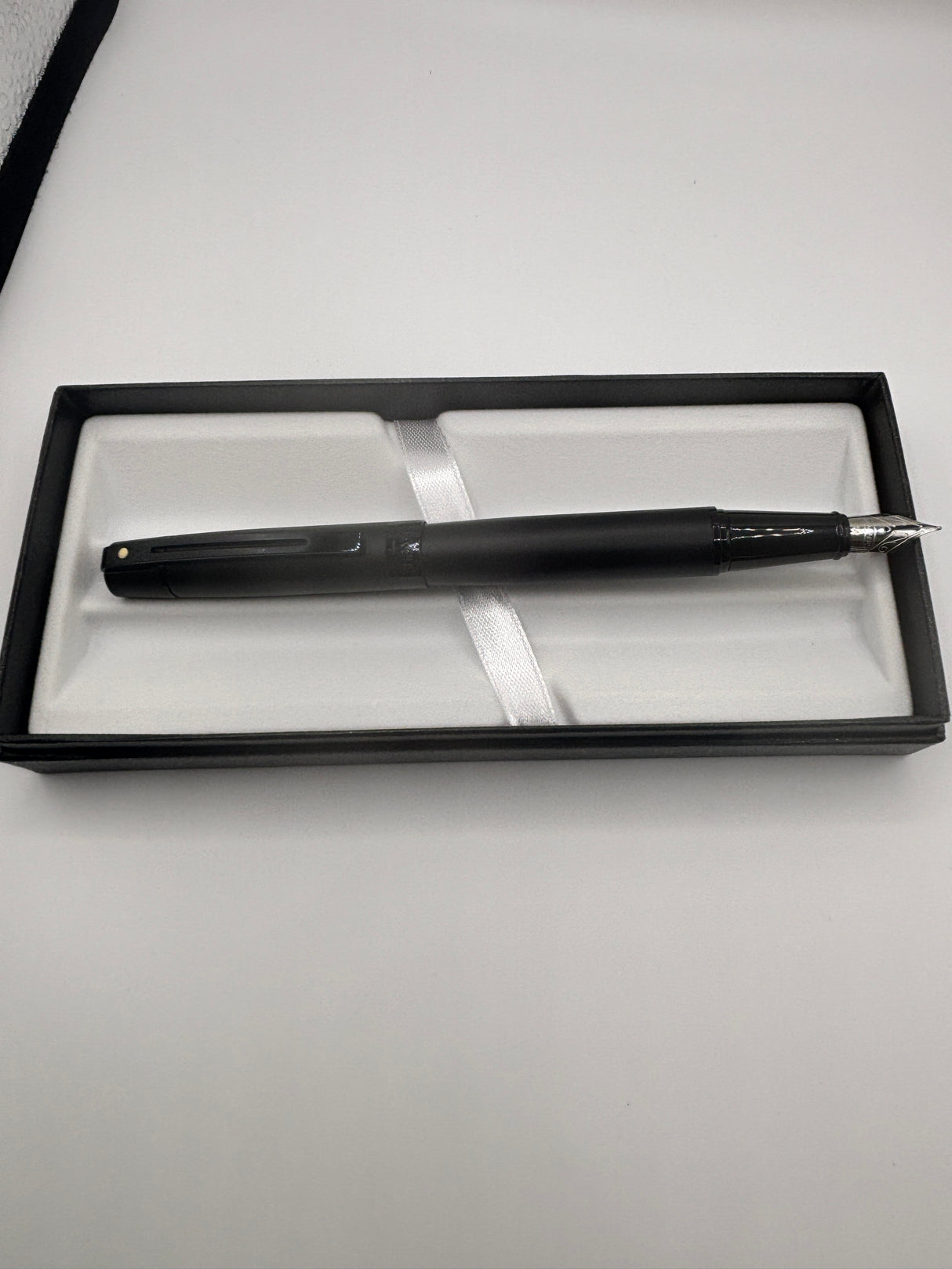 Sheaffer 300 Black Matte  - Fountain Pen