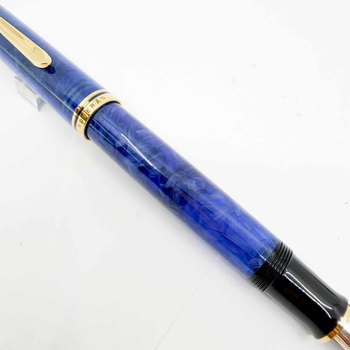 Pelikan Souveran M800 Marbled Blue O Blue Transparent Fountain Pen - OBB (Oblique Double Broad) 18kt Gold Nib