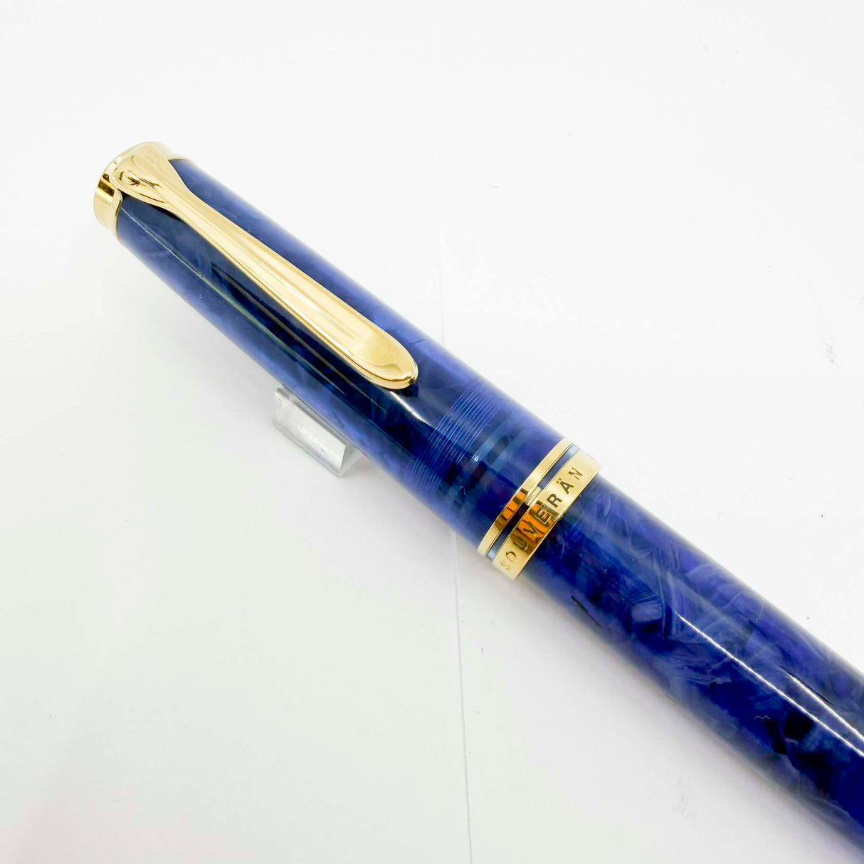 Pelikan Souveran M800 Marbled Blue O Blue Transparent Fountain Pen - OBB (Oblique Double Broad) 18kt Gold Nib