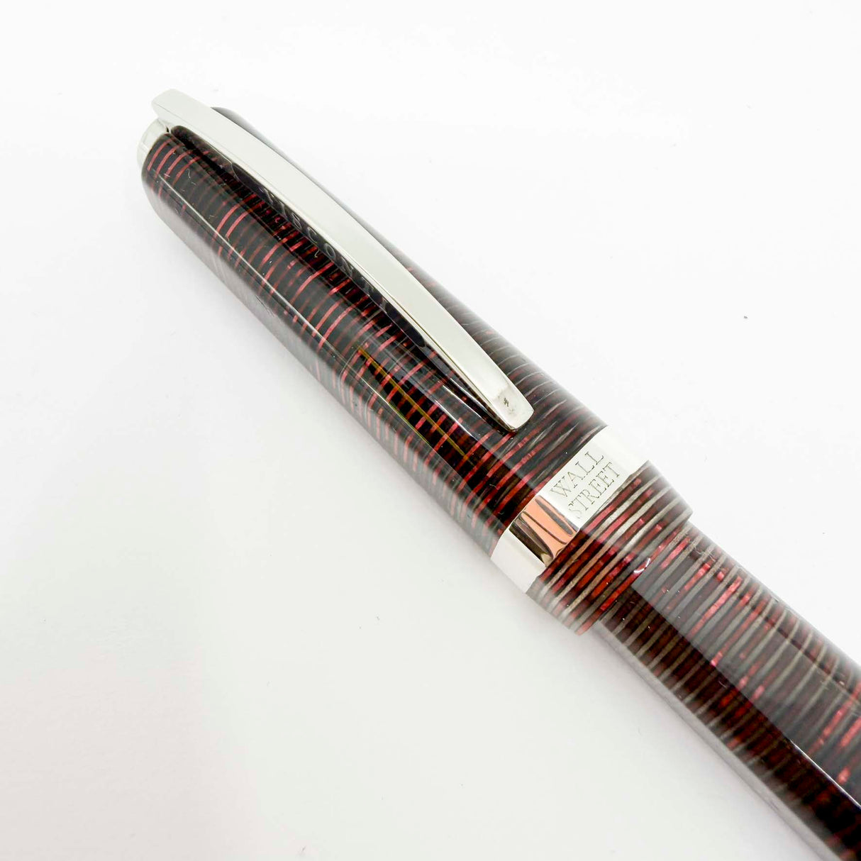 Visconti Wall Street Glittering Burgundy Striped Celluloid Fountain Pen  -  Flexible Fine 23K Palladium Nib