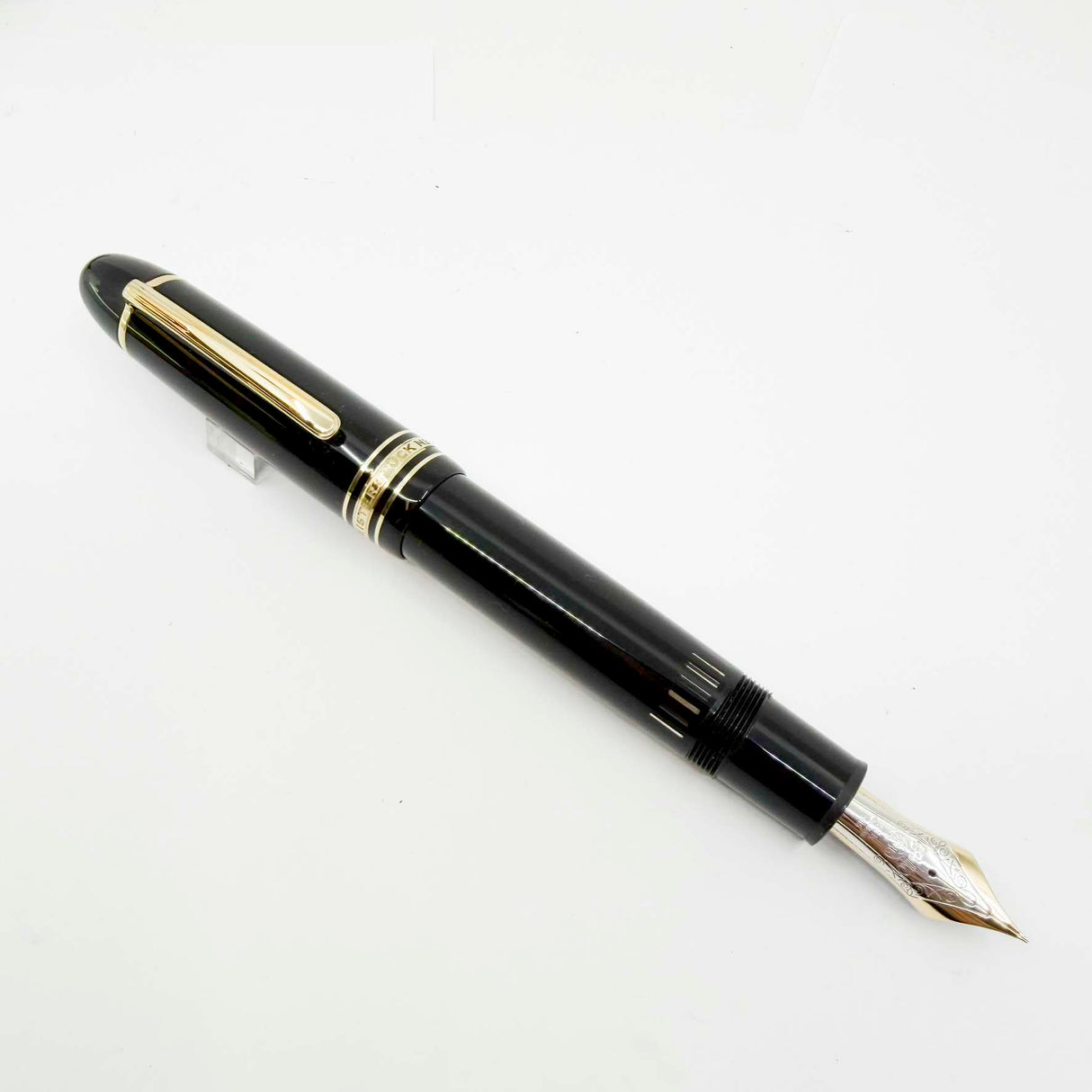 Montblanc Meisterstuck #149 (Largest) Fountain Pen -  Fine 14kt Gold Nib