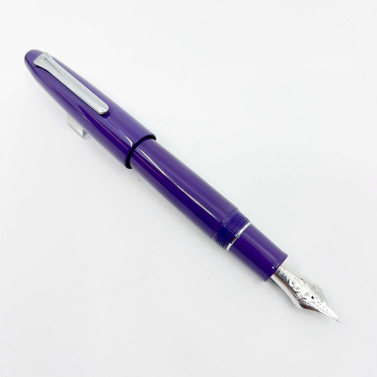 Sailor King of Pens Purple Urushi Ebonite Bespoke Special Edition Fountain Pen - Naginata Togi Medium Fine 21kt Gold Nib
