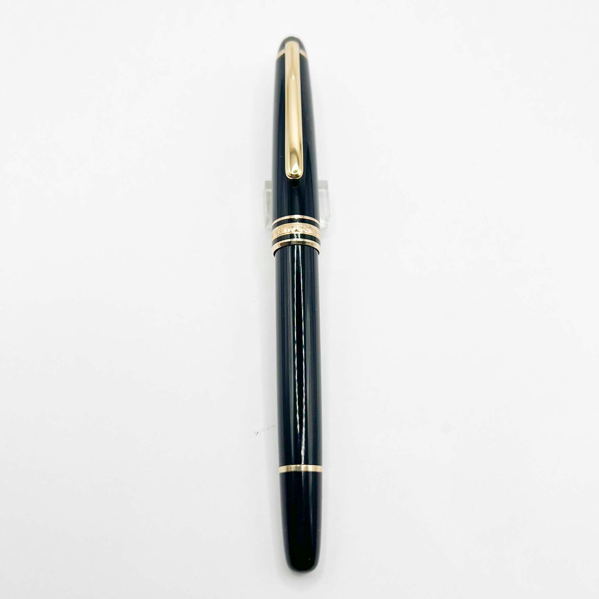 Montblanc Classique #144 Black Resin Fountain Pen  -  Fine  14kt Gold Nib