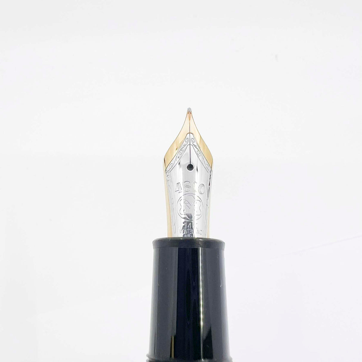 Montblanc #147 Traveler Black Resin CARTRIDGE-FILL LeGrand Meisterstuck Fountain Pen - Fine 14kt Gold Nib