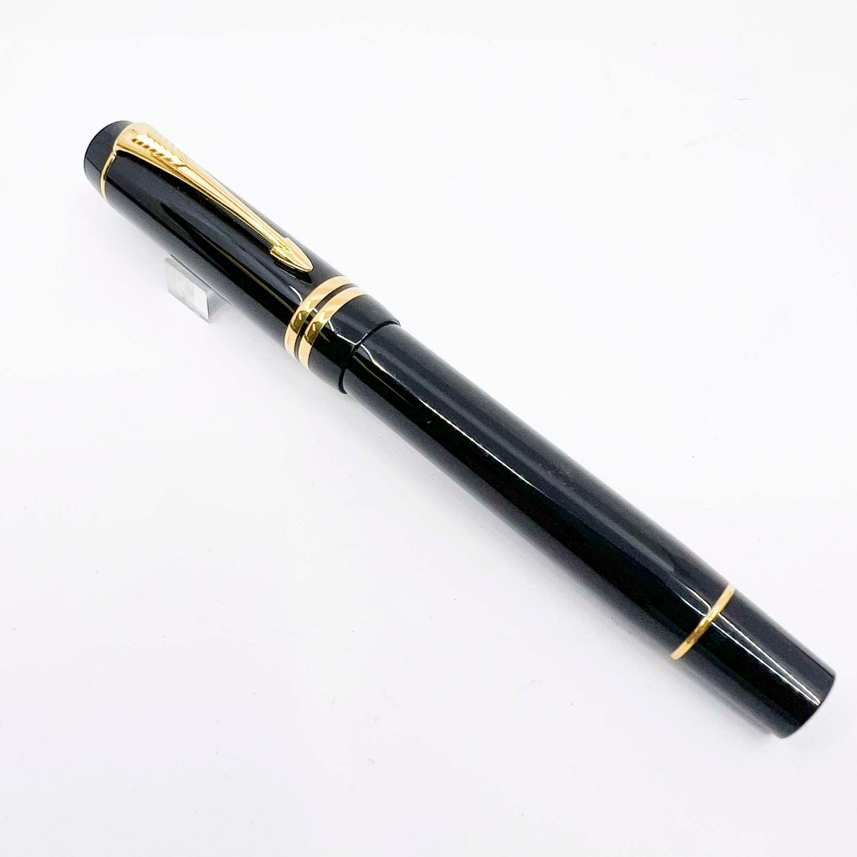 Parker Duofold Centennial (Largest) Black  Fountain Pen - Extra Fine 18kt Gold Nib (Circa 1997)