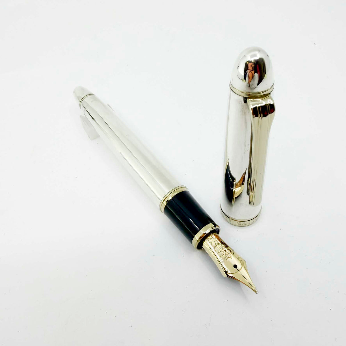 Sailor 1911L Large Sterling Silver Fountain  Pen - Broad 21kt Gold Nib