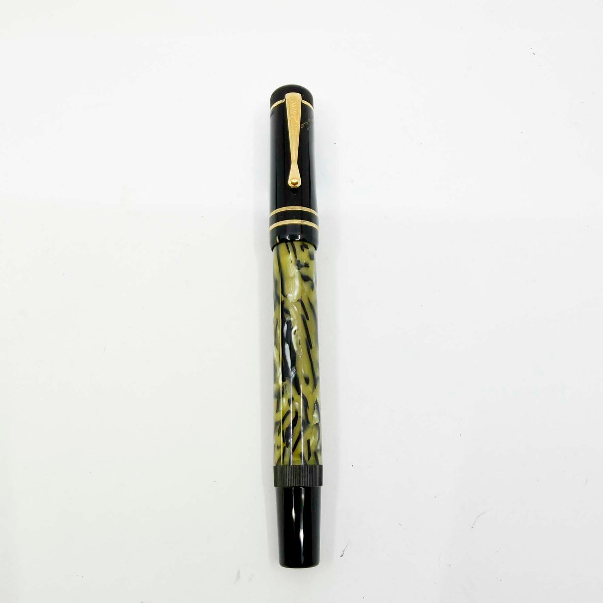 Montblanc Oscar Wilde Writer Series Limited Edition Fountain Pen - Medium 18kt Gold Nib