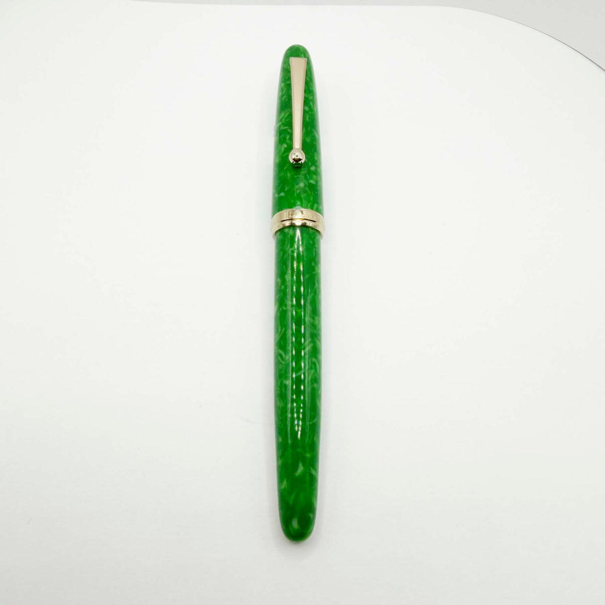 Sailor Magellan Marbled Green Jade Fountain Pen - Broad 14kt Gold Nib