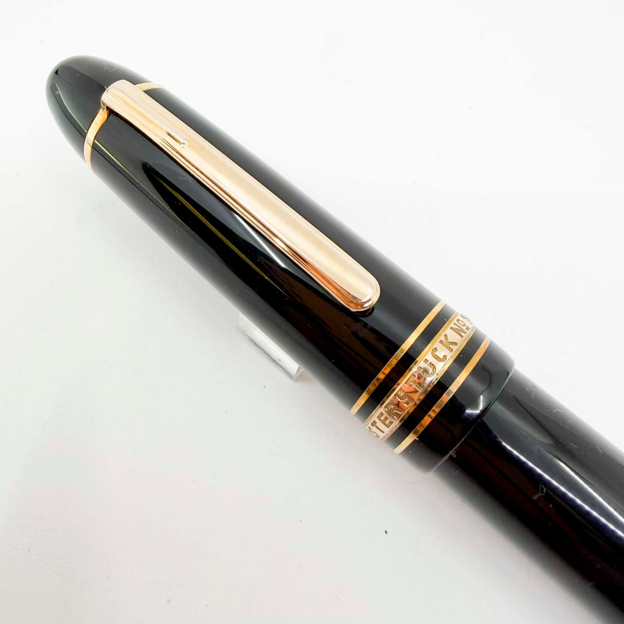 Montblanc Meisterstuck #149 (Largest) Red Gold-Coated Fountain Pen   -   Fine 18kt Gold Nib