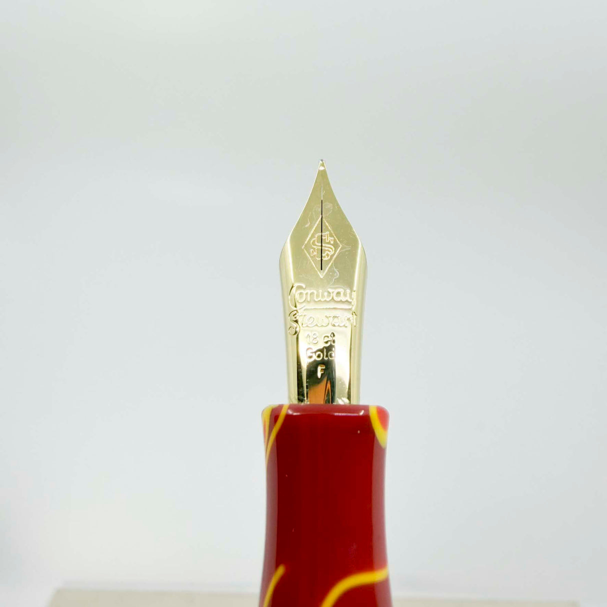 Conway Stewart Duro Rust & Yellow Swirls Fountain Pen - Fine 18kt Gold Nib