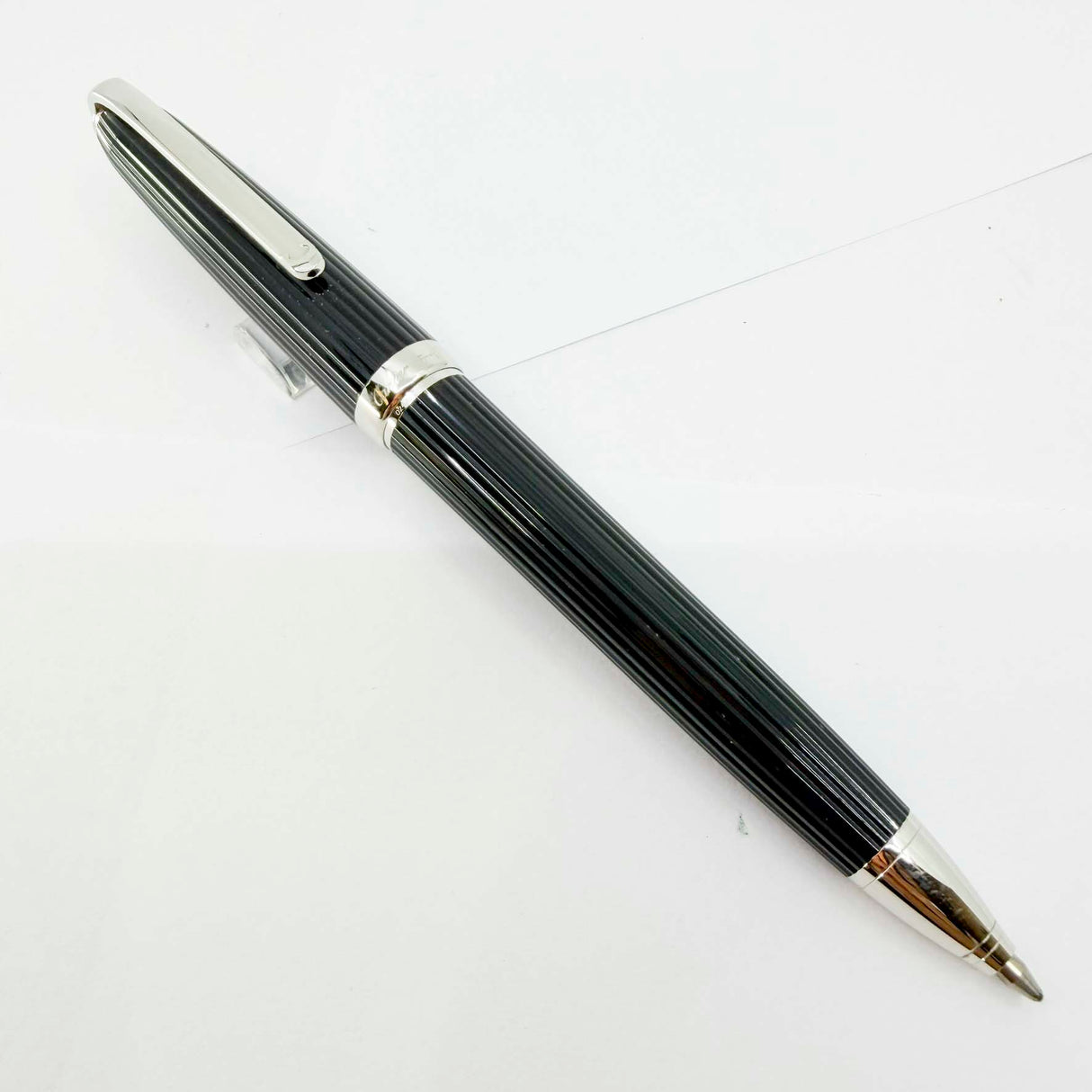 Cartier - Louis Cartier Black Composite Ribbed Ballpoint - Platinum-Plated Trim