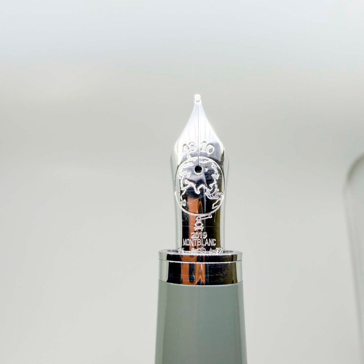 Montblanc Writer Series Rudyard Kipling Limited Edition Fountain Pen - Fine 18kt Gold Nib